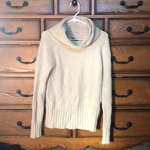 Women’s sweater